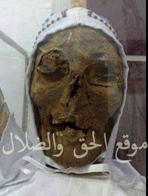 بالصوره رأس راهب شهيد من عصور الرومان لم تتحل حتي الان