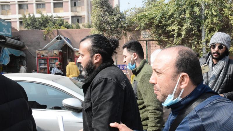 كلمات مؤثرة وصورة توجع القلوب لـ ابراهيم سعيد نجم منتخب مصر بعد وفاة والدة