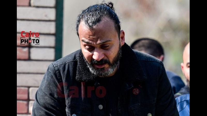 كلمات مؤثرة وصورة توجع القلوب لـ ابراهيم سعيد نجم منتخب مصر بعد وفاة والدة