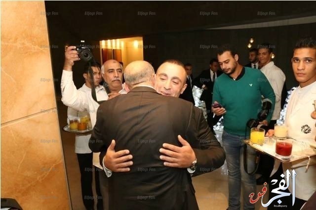 أحمد السقا بصحبة زوجته فى حفل زفاف عائلي صور